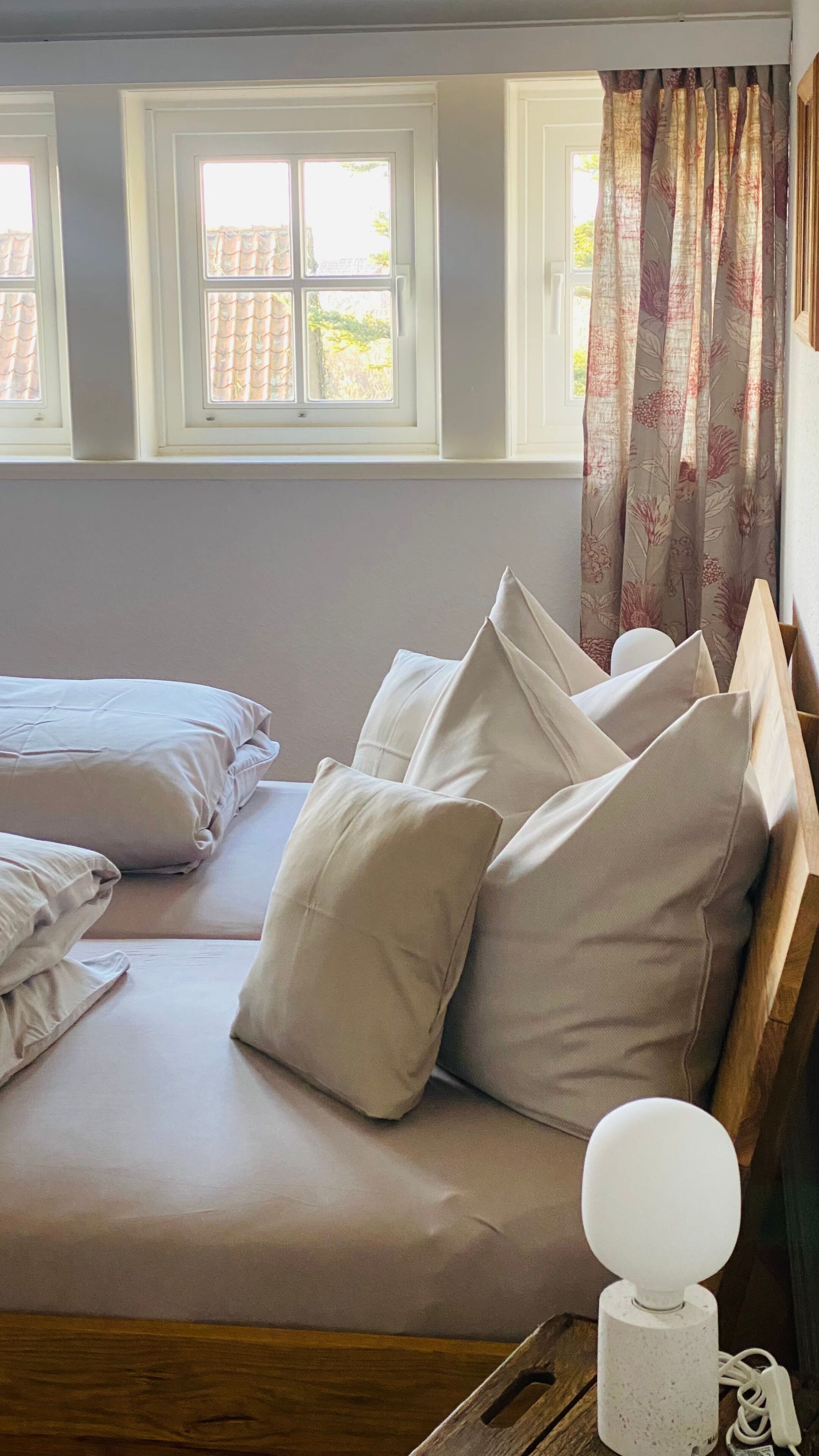 1 bedroom, travel crib, WiFi, bed sheets