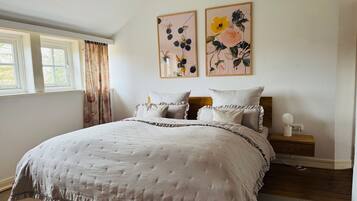 1 chambre, lit parapluie, Wi-Fi, draps fournis