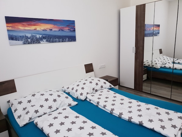 3 bedrooms, WiFi, bed sheets - Apartment in a quiet location (Fügenberg)