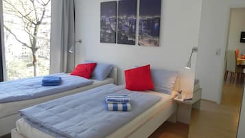 2 chambres, fer et planche Ă repasser, Wi-Fi gratuit, draps fournis