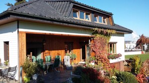 Outdoor dining - Apartments - Apartments in Haidach (Haidach)