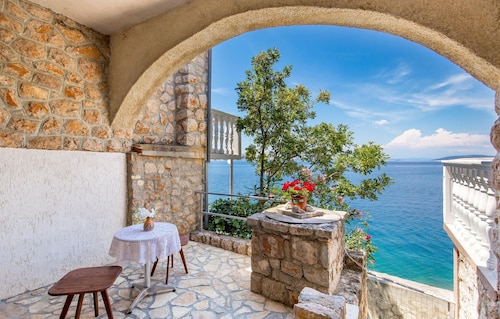 1 bedroom beautiful apartment in Senj