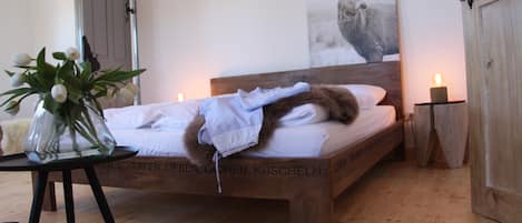 5 bedrooms, iron/ironing board, travel cot, free WiFi