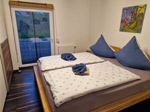 2 bedrooms, in-room safe, iron/ironing board, travel crib