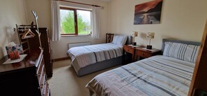 3 Schlafzimmer, Bügeleisen/Bügelbrett, kostenloses WLAN, Bettwäsche