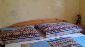 2 bedrooms, free WiFi, bed sheets