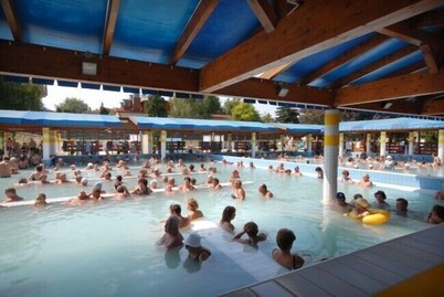 Pretty terrace, air conditioning, 2 bedrooms, baby bed, barbecue area, parking