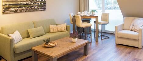 Télévision, table de tennis de table