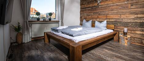 3 Schlafzimmer, Zimmersafe, Bügeleisen/Bügelbrett, Reisekinderbett