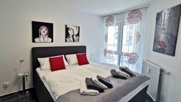 1 bedroom, iron/ironing board, free WiFi, bed sheets