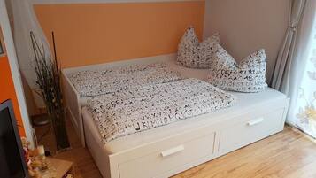 1 Schlafzimmer, Bügeleisen/Bügelbrett, kostenloses WLAN, Bettwäsche