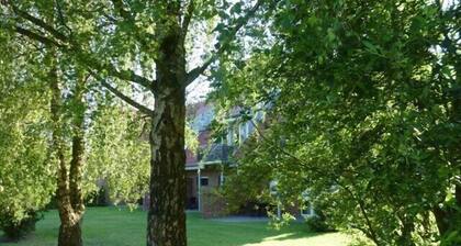 antigua granja amable, ropa de cama y toallas incluidas!