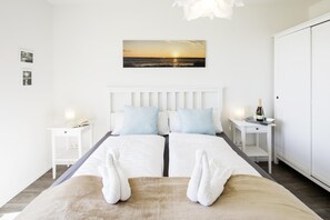 2 Schlafzimmer, Bügeleisen/Bügelbrett, Reisekinderbett, kostenloses WLAN
