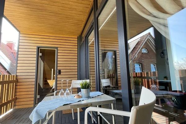 Balkon mit Sauna