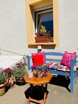 Terrace/patio - Idyllic holiday home Trier - a holiday home (Trier)