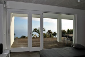 2 bedrooms, iron/ironing board, free WiFi, bed sheets - HOLIDAYS WITH VISION AND --RUHIG ENTSPANNEND-- COMFORTABLE AND QUALITY (Tijarafe)