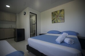 In-room safe, individually furnished, blackout curtains - Chalet Del Mar (San Andrés)
