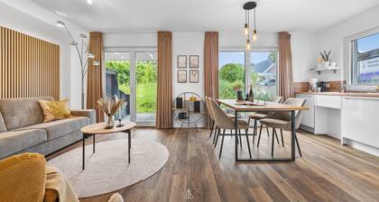 West Indies - close to the beach, terrace WLAN, parking space, washing machine