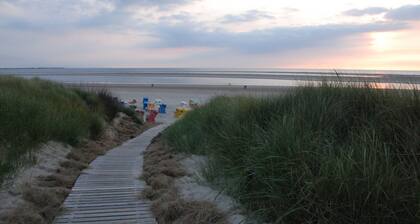 Langeoog: Cozy vacation home with sun terrace