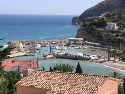 Peaceful Villa with heavenly sea view and panoramic view