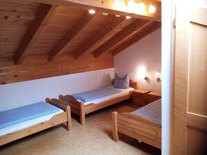 2 Schlafzimmer, Internetzugang, Bettwäsche