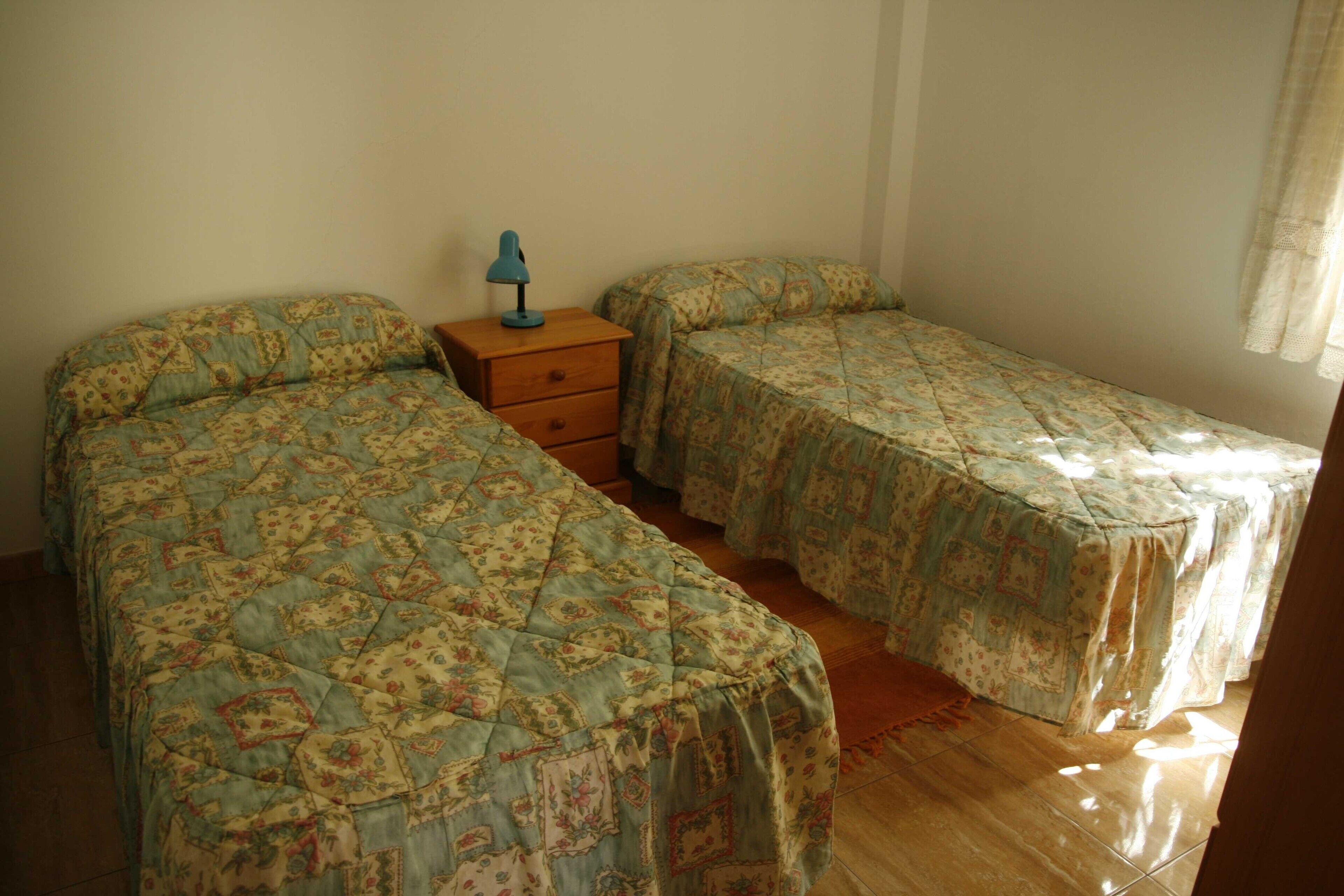 Holiday cottage in the village, off the main road, with Wi-Fi