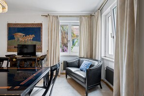 TV - High quality furnished apartment in Split (Split)