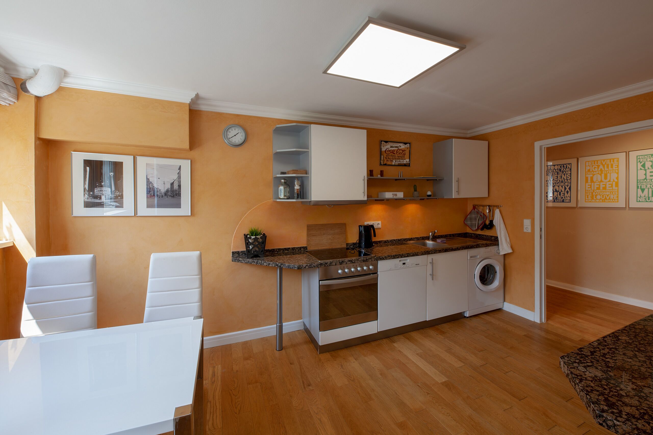 Design apartment centrally in Berlin-Charlottenburg