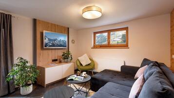 Smart-TV og stereoanlegg