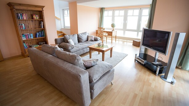 TV - Nice quiet apartment with a view of the water and free WiFi  (Greifswald)