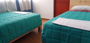 Chambre Triple, plusieurs lits, non-fumeur