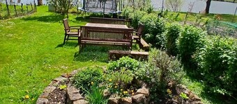 Apartment Moselblick Piesport Ferres is located directly on the banks of the Moselle River