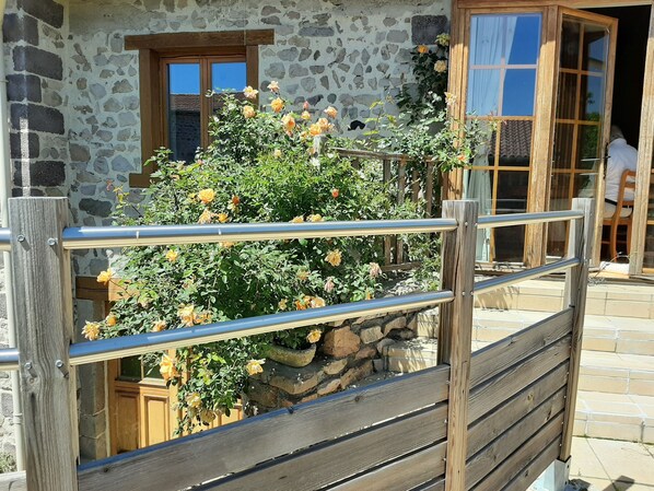 Exterior detail - Holiday home in one of the most unspoilt landscapes in France. (Chaspinhac)