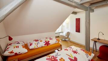 2 chambres, fer et planche Ă repasser, Wi-Fi gratuit, draps fournis