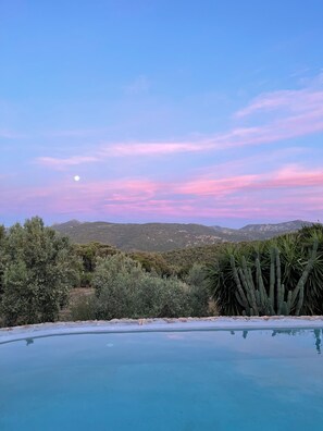 Pool - Ferienhaus mit Poolnutzung, 30km hinter der Costa Smeralda im Herzen der Gallura (Sant Antonio di Gallura)