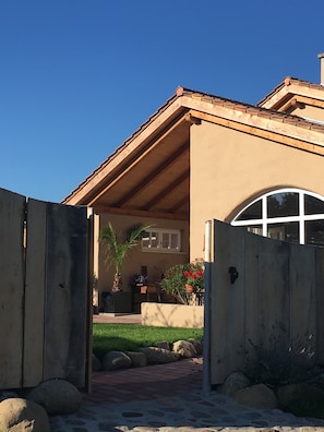 Enceinte de lâhĂ©bergement