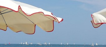 Wintering?home office possible, barbecue air conditioning, 3xTV, 4 bicycles near the beach