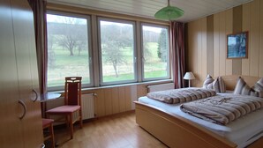 Uklassifisert bilde, 2 av 32, knapp