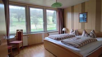 3 Schlafzimmer, kostenloses WLAN, Bettwäsche