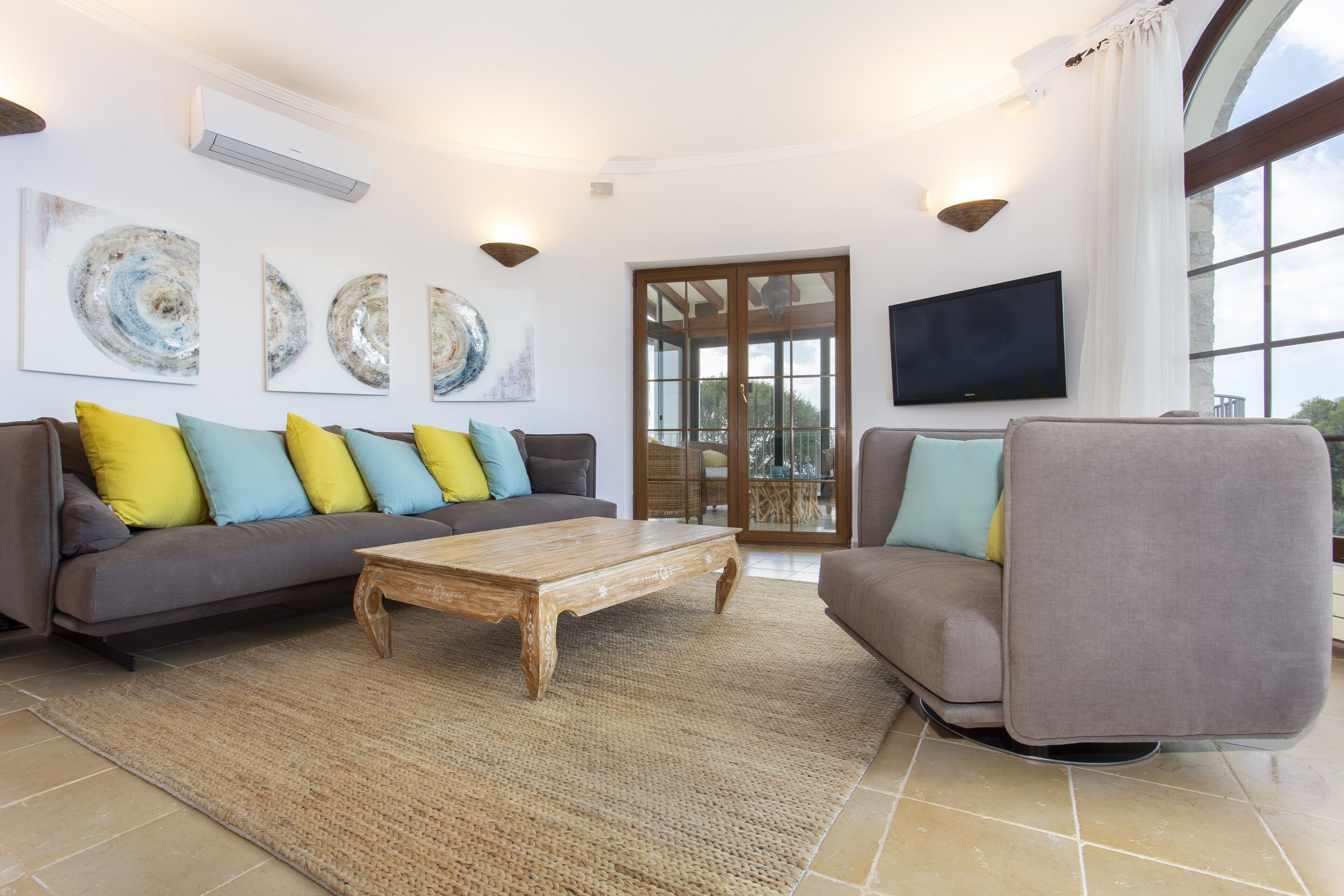 ****** Villa Valldemossa ******