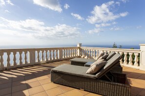 Property grounds - ****** Villa Valldemossa ****** (Valldemosa)