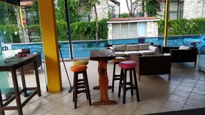 Outdoor banquet area - Arti Butik Hotel (Bodrum)