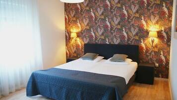 1 bedroom, desk, free WiFi