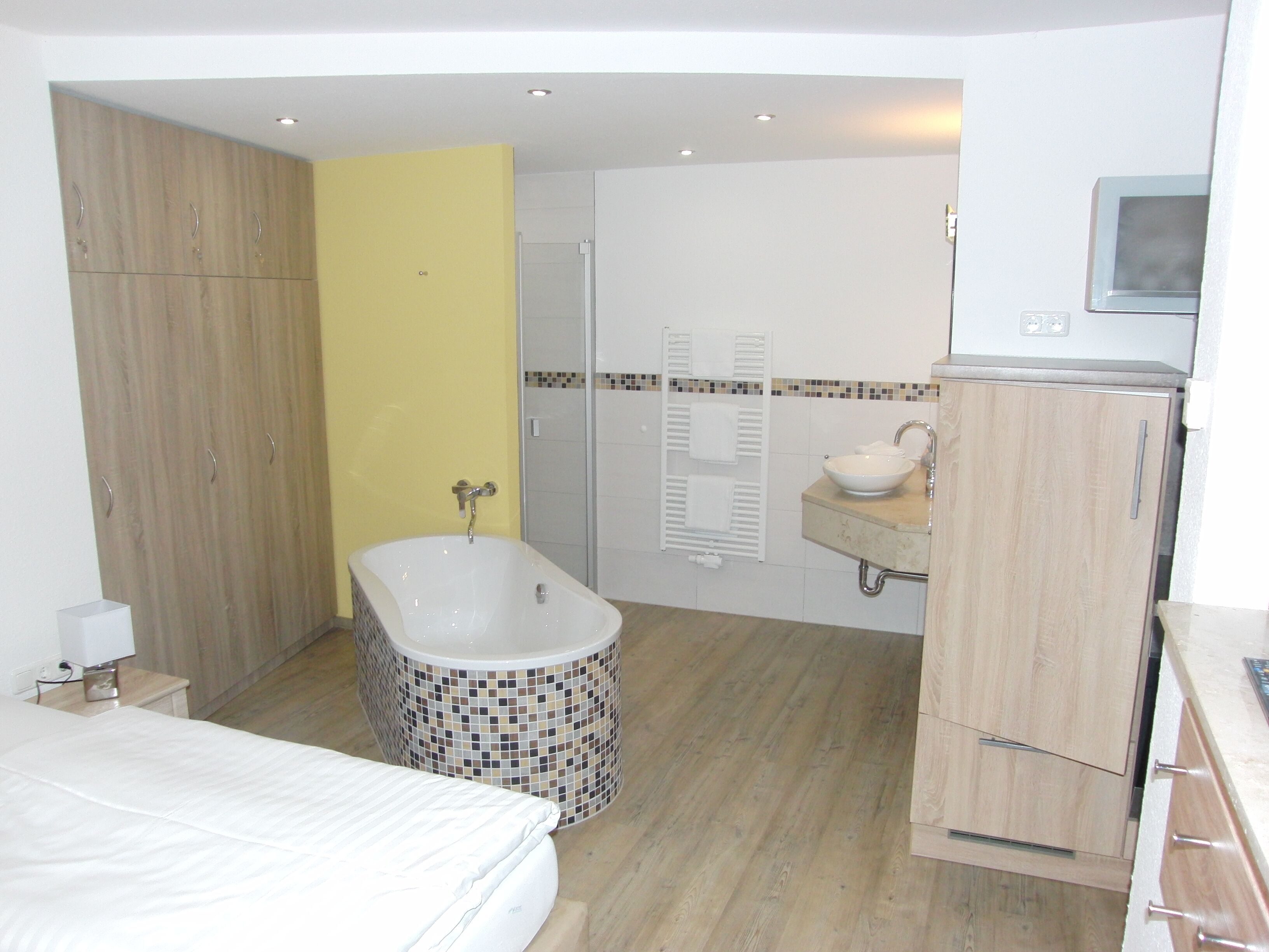 'Wasserburg Turow': Apartment for up to 3 guests (with extra bed)