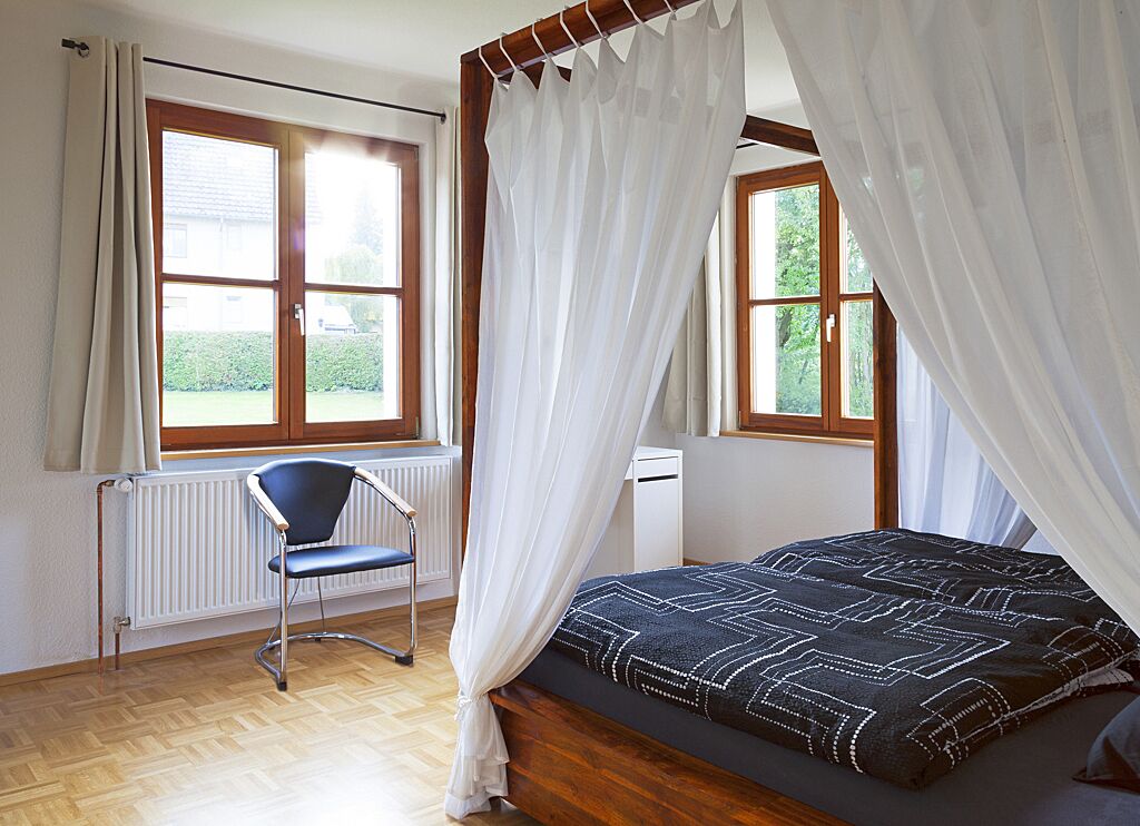 6 chambres, fer et planche à repasser, lit parapluie, Wi-Fi