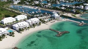 Beach nearby, sun-loungers, beach towels