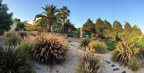 Villa with pool and view in Luz/Lagos