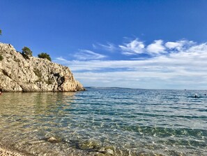 Beach nearby - KRK CITY !!! 200m PROMENADE !!Romantic house, with small pool ... (KRK)