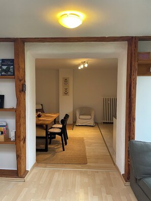 Interior - Bright vacation apartment, family-friendly, in a quiet location, close to the beach, 4 persons (Heiligendamm)