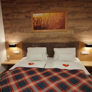 2 bedrooms, travel crib, WiFi, bed sheets - Apartment - Berchtold Gerda (Rehmen)